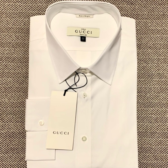 Gucci | Shirts | Mens Gucci Uniform Issue White Dress Shirt Size 7 Slim Fit | Poshmark Gucci | Shirts | Mens Gucci Uniform Issue White Dress Shirt Size 7 Slim Fit | Poshmark